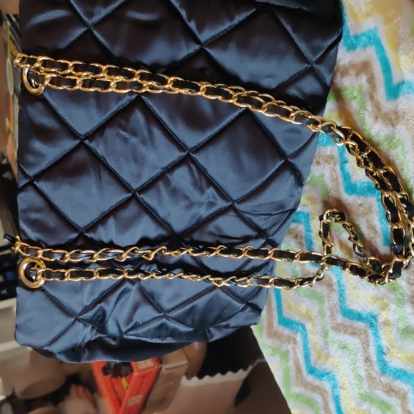 🔷ESTEE LAUDER BLACK CHEVRON BAG - Picture 5 of 6